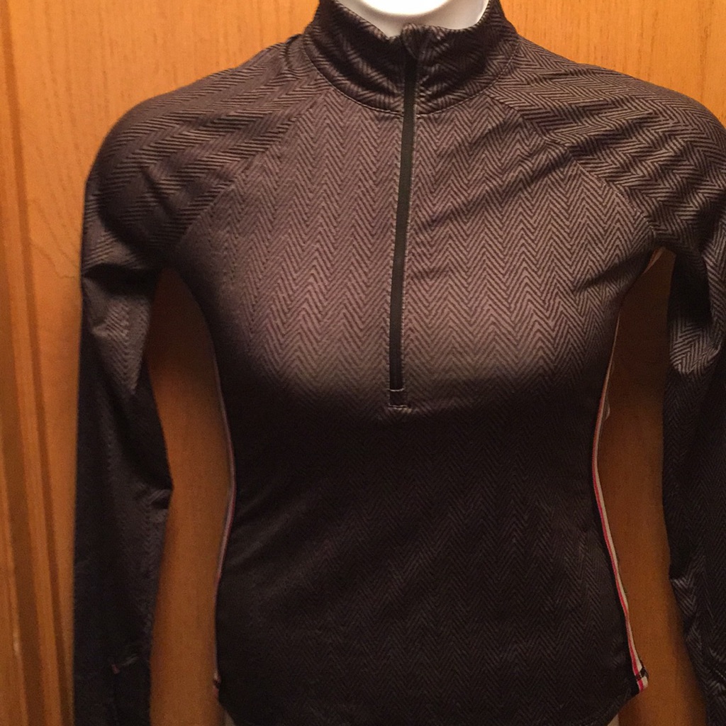 Athleta Pullover Top